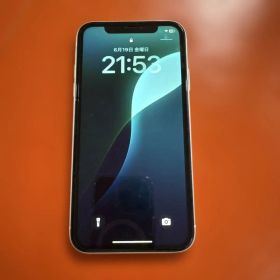 Apple iPhone XR ホワイト 本体