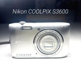 Nikon COOLPIX S3600シルバー 2005万画素8倍ズーム本体のみ