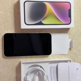 Apple iPhone 14 本体 ホワイト