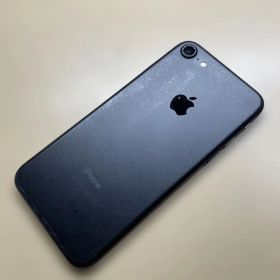 iPhone7 32GB SIMフリー 割れなし バッテリー最大容量80%