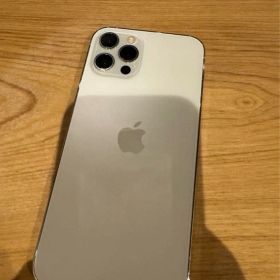 【箱付き】Apple iPhone 12 Pro シルバー 本体