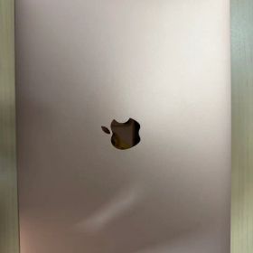 Apple MacBook Air M1（2020）13インチ ゴールド