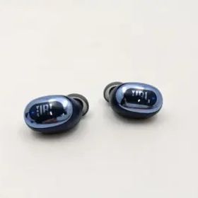 【中古】JBL LIVE FREE 2 [ブルー]【ECセンター】保証期間１ヶ月【ランクB】