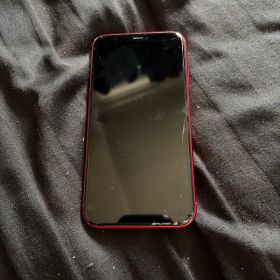 Apple iPhone 11 (赤) 本体