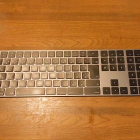 美品 Apple Magic Keyboard スペースグレイ モデルA1843