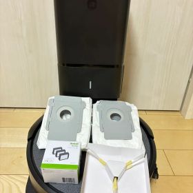 【新品パーツ7点と取説付】ルンバ i3+ クリーンベース（自動ゴミ収集）
