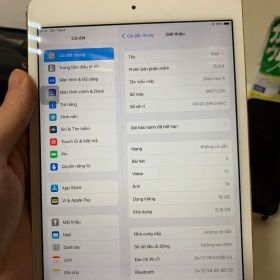 iPad mini 4 7.9(2015年モデル)のメイン画像