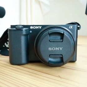 SONY 一眼レフカメラ ZV-E10L VLOGカメラ