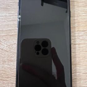 Apple iPhone SE 第3世代 64GB