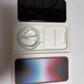 Apple iPhone SE 第3世代 RED 本体+箱・充電ケーブル付
