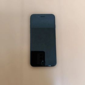 Apple iPhone SE 第3世代 本体 ブラック