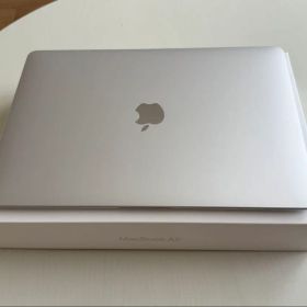 【極美品】MacBook Air M1 2020