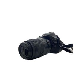 Nikon◆デジタル一眼カメラ D5200 ダブルズームキット [ブラック]//