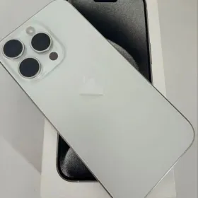 Apple iPhone 15 Pro 新品¥85,000 中古¥60,300 | 新品・中古のネット最