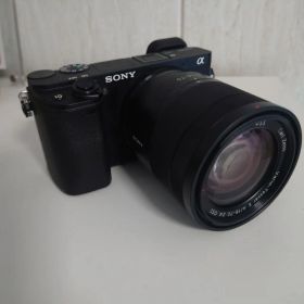SONY α6300 本体 Vario-Tessar 16-70mm