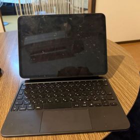 iPad Pro M4 11in256GB Wi-Fi ＋ Keyboard