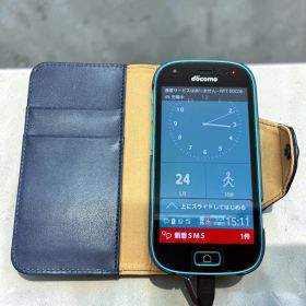 docomo らくらくスマートフォン F-03K ブルー ケース付き