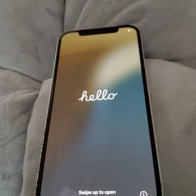 Apple iPhone 12 ホワイト 本体