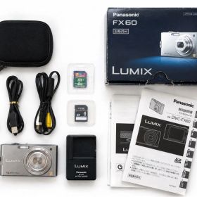 Panasonic LUMIX DMC-FX60 シルバーSDカード付デジカメ