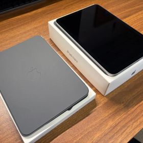【美品】iPad mini（第7世代）＋ 純正Smart Folio セット