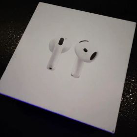 新品 Apple AirPods 4 本体