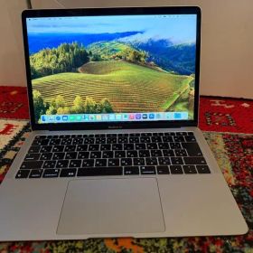 Mac Book Air 2018 16GB モデル マックブックエア 7
