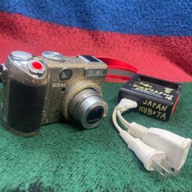 Nikon COOLPIX P5000 動作品 充電器付 デコ加工有