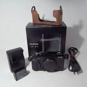 FUJIFILM X E2 本体 ミラーレス一眼