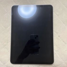 Apple iPad 第10世代本体 シルバー