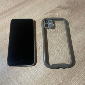 1474 iPhone 11 128GB ホワイト ジャンク品【ネ】