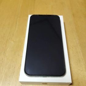 Apple iPhone 13 グリーン 本体