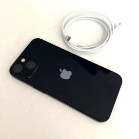 Apple iPhone 13 256GBブラック ケーブル付属