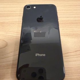 iPhone 8 64GB スペースグレイ SIMフリー