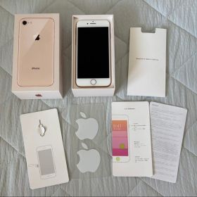 iPhone8 本体 箱付き 美品