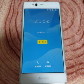 docomo F-05J FUJITSU スマートフォン 携帯 ホワイト 本体