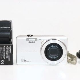 カシオ CASIO EXILIM EX-Z900 シルバー