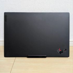 Lenovo ThinkPad X1 Carbon Gen12 本体
