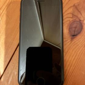 Apple iPhone SE2ブラック 本体