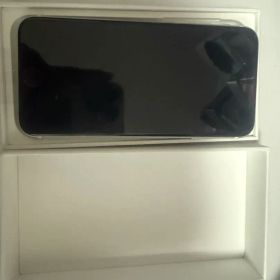 iPhoneSE 第二世代 新品未使用 64GB