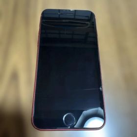 iPhone SE (第2世代) レッド ケース、イヤホン付き