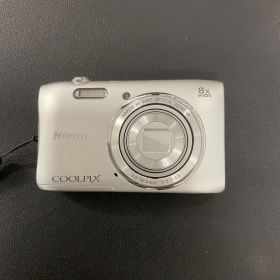 FA2078 Nikon ニコン COOLPIX S3600 デジカメ デジタルカメラ シルバー 現状