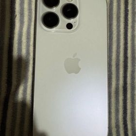 Apple iPhone16pro 256GB ホワイトチタニウム
