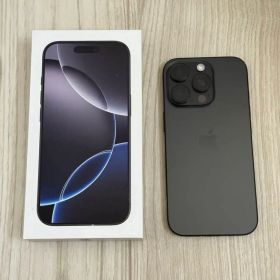 【美品】iPhone 16 Pro 256GB SIMフリー
