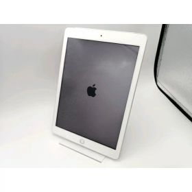 【中古】Apple docomo 【SIMロック解除済み】 iPad（第5世代/2017） 32GB シルバー MP1L2J/A【秋葉2号】保証期間1ヶ月【ランクB】