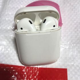 Apple AirPods 第2世代