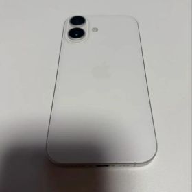 iPhone 16 本体 ホワイト