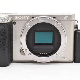 【返品保証】訳あり｜Sony ソニー α6000 ボディ シルバー ミラーレス一眼カメラ 《ショット数：19775回》 #C260603-03