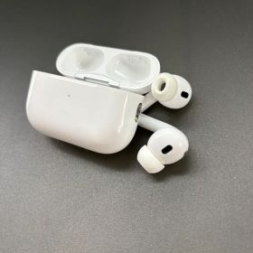 【訳あり】AirPodsPro 第2世代/Ligtning <No.2999>