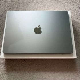 MacBook Air M2 13.6 8GB 256GB バッテリ93%
