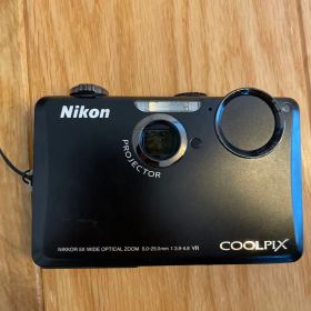 Nikon COOLPIX S1100pj 本体 プロジェクター搭載